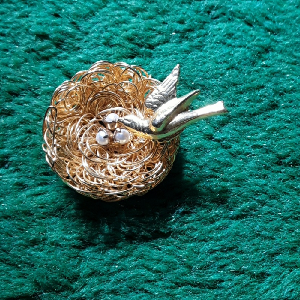 Brooch